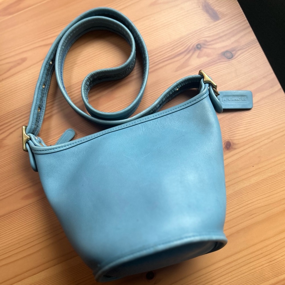 Vintage Coach Glacier Blue Maggie Duffle 9019